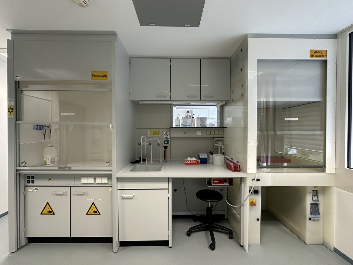 Fig 2. Clean Laboratory for Cosmogenic Nuclides (Photo: J. Holtz, GFZ)